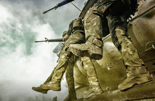 12 Warrior Mindset Tactics from the World&rsquo;s Toughest Men to Master Active Surveillance on Your Terms