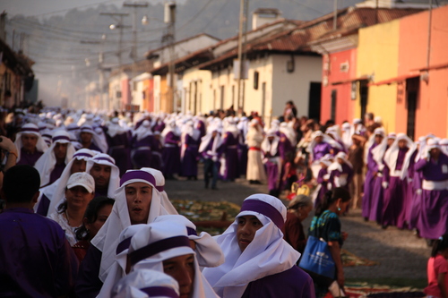 How a 13-Hour Family Lunch in Guatemala Taught Me to Slow Down.